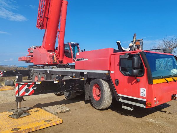 Liebherr LTM 1160-5.2 Mobile Crane