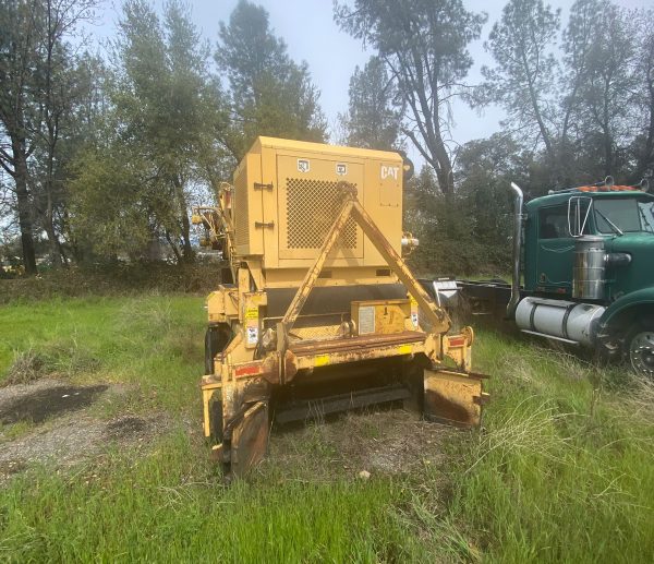 Lincoln 660 AXL Windrow Elevator