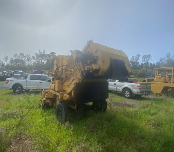 Lincoln 660 AXL Windrow Elevator