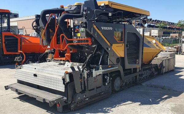 Volvo ABG P4820D Paver