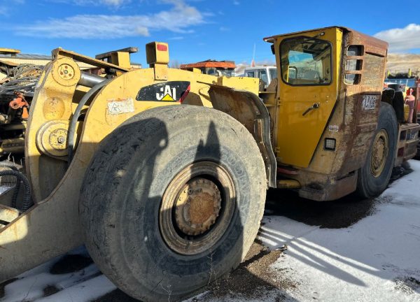 Caterpillar R1600G Underground Loader