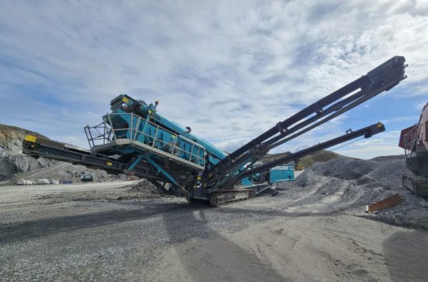 Powerscreen Chieftain 1500 3D Incline Screen