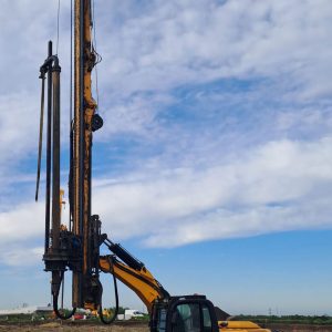 Plataforma de pilotaje rotativa/CFA Geax EK110