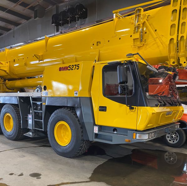 Grove GMK 5275 Mobile Crane