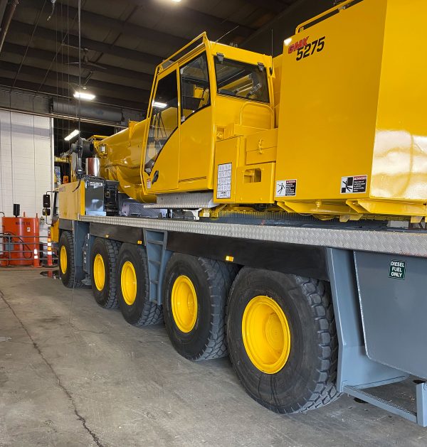 Grove GMK 5275 Mobile Crane