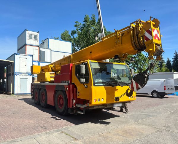 Liebherr LTM 1045-3.1 Mobile Crane