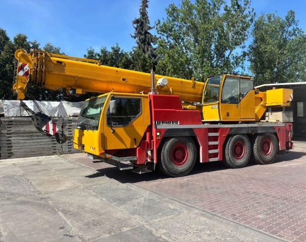 Liebherr LTM 1045-3.1 Mobile Crane