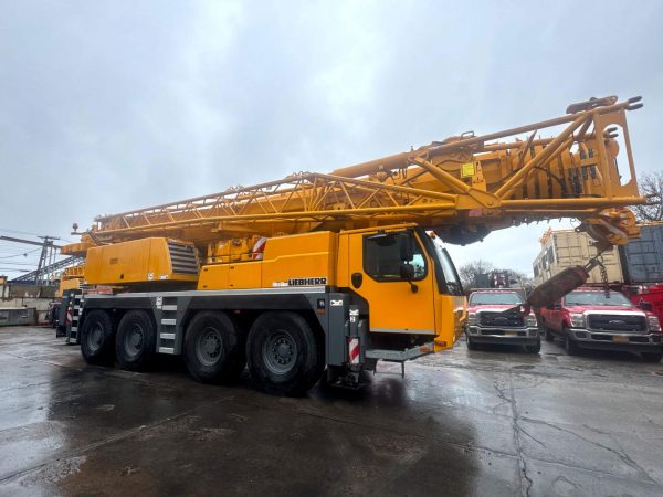 Liebherr LTM 1100-4.2 Mobile Crane