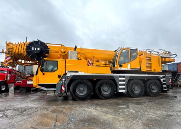 Liebherr LTM 1100-4.2 Mobile Crane