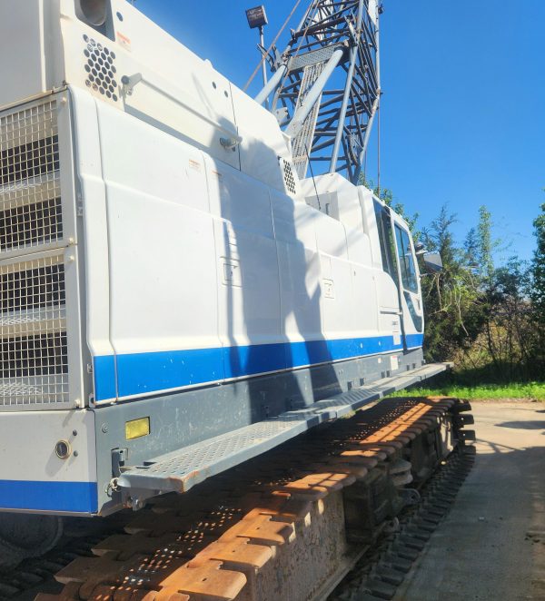 Manitowoc 11000-1 Crawler Crane