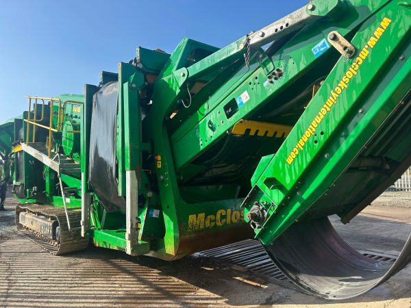 McCloskey R155 Scalping Screen