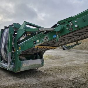 McCloskey R230 Scalping Screen