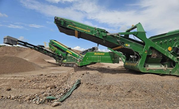 McCloskey S110 Incline Screen