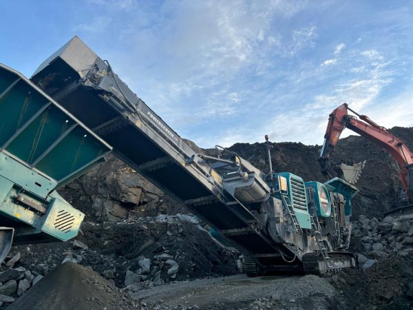 Powerscreen Premiertrak HD 400X Jaw Crusher