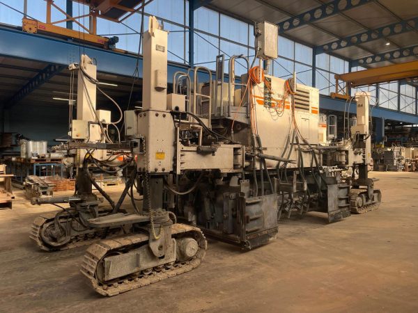 Wirtgen SP 500 Slipform Paver