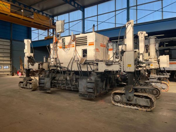 Wirtgen SP 500 Slipform Paver