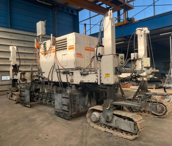 Wirtgen SP 500 Slipform Paver