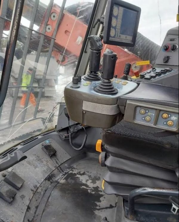 Sandvik DP1500i Rock Drill