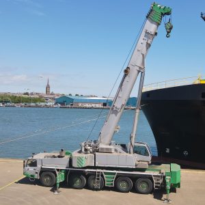 Tadano ATF 180G-5 Mobile Crane