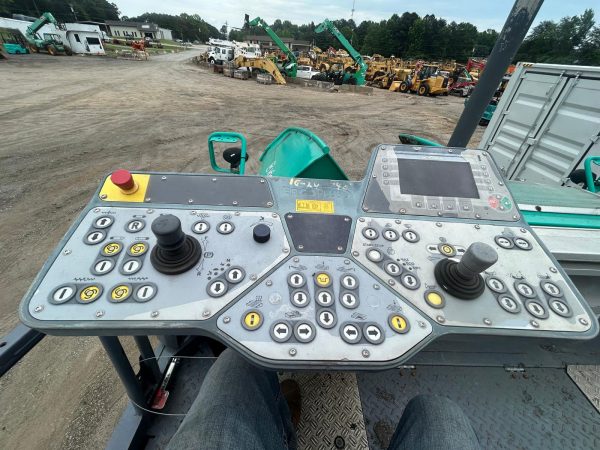 Vogele Super 1700-3i Paver