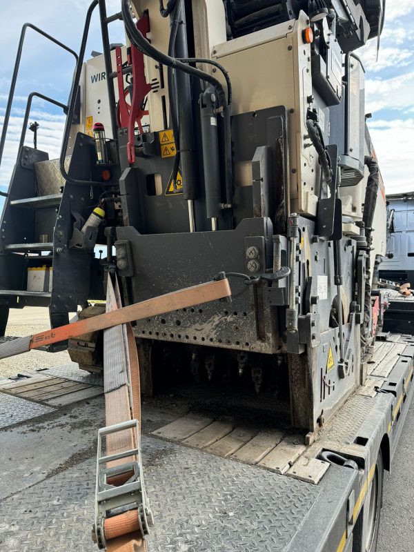 Wirtgen W 100 CFI Road Planer
