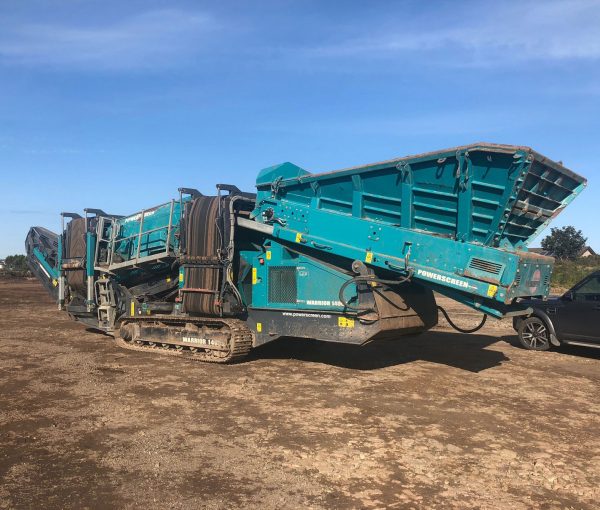 Powerscreen Warrior 1400X Scalping Screen