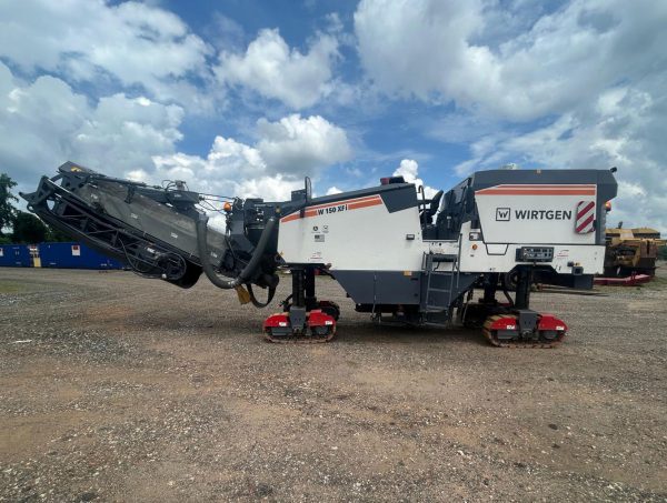 Wirtgen W 150 XFi Cold Planer