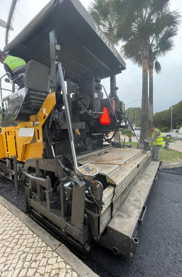 Volvo ABG 8820B Paver