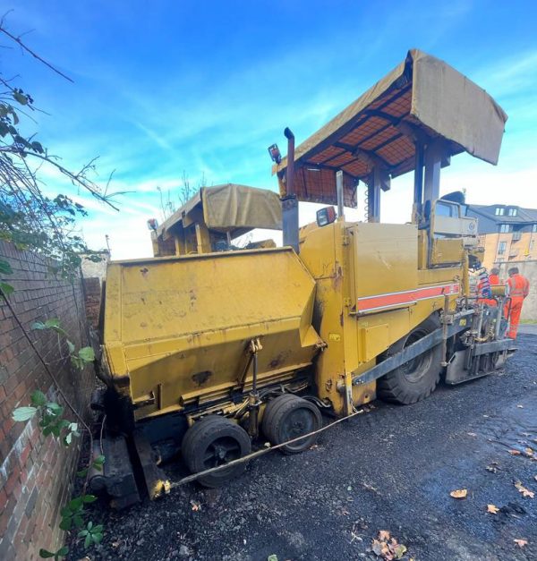 Caterpillar AP600 Paver