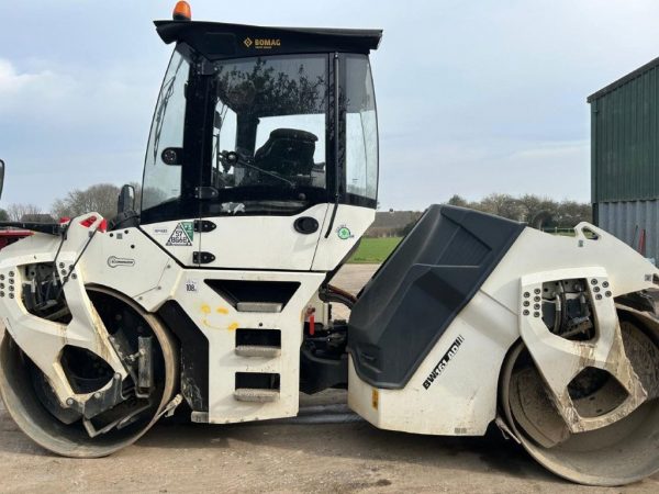 Bomag BW 161 AD-5 Roller
