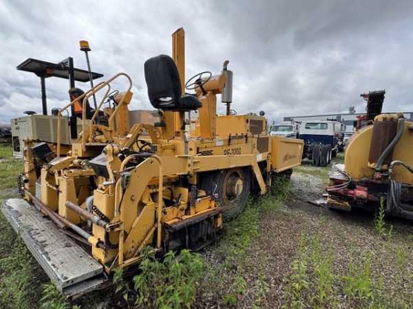 Blaw Knox PF-3200 Paver