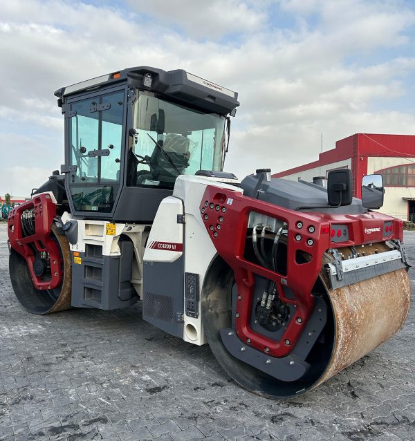 Dynapac CC4200 Vi Roller
