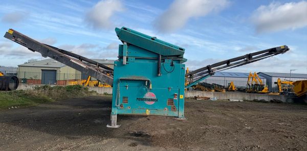 Powerscreen Chieftain 2200 3D Incline Screen