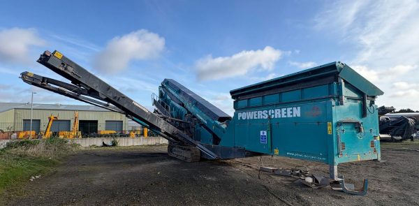 Powerscreen Chieftain 2200 3D Incline Screen