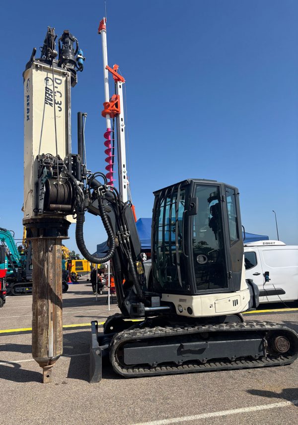 Geax DTC30 Rotary Piling Rig