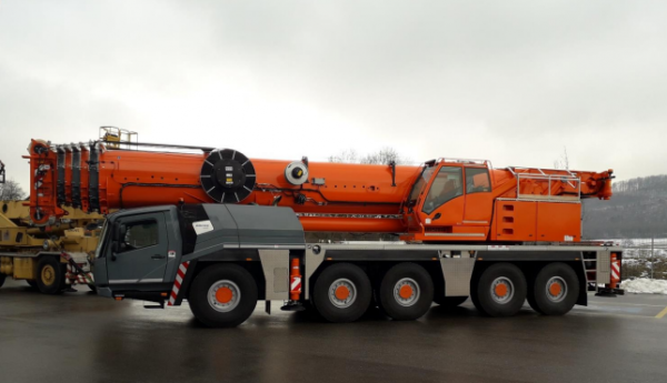 Grove GMK 5250L Mobile Crane