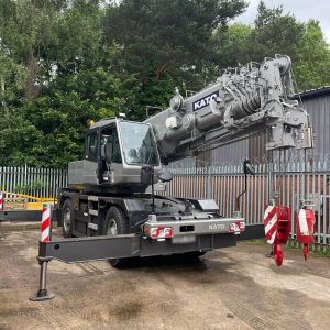 Kato CR-200Ri Mobile Crane