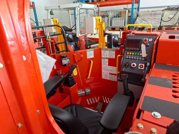 Sandvik LH202 Underground Loader