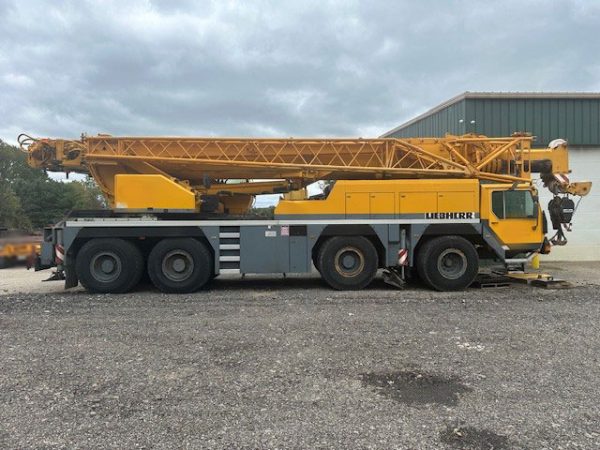 Liebherr LTM 1080-L Mobile Crane