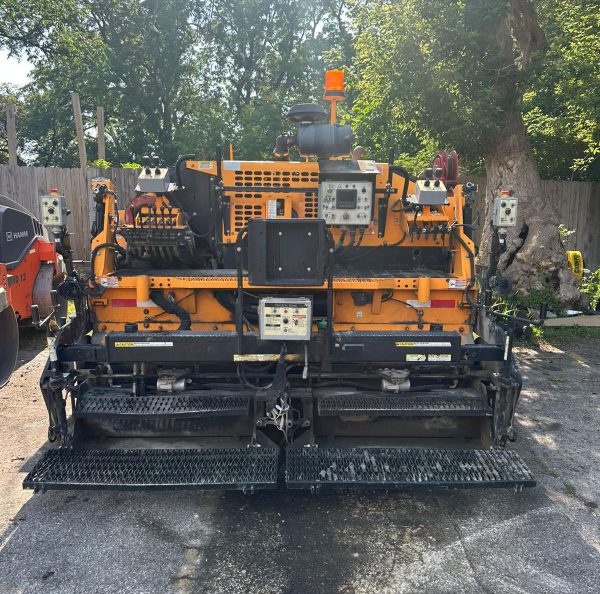 Leeboy 8510E Paver