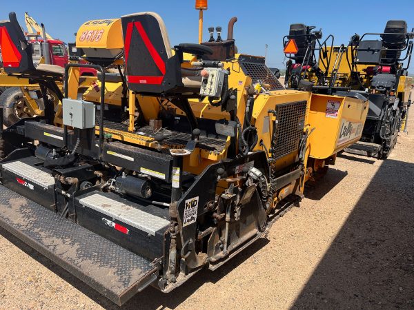 Leeboy 8616 Paver