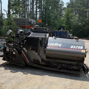 Leeboy 8520B Paver
