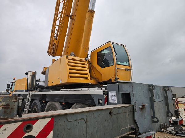 Liebherr LTM 1100-5.2 Mobile Crane