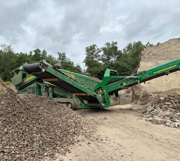 McCloskey R155 Scalping Screen