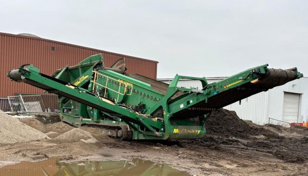 McCloskey R230 Scalping Screen