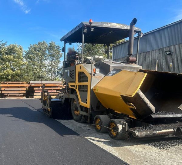 Volvo ABG P6870C Paver