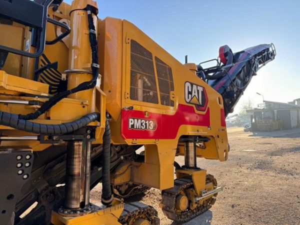 Caterpillar PM-313 Road Planer