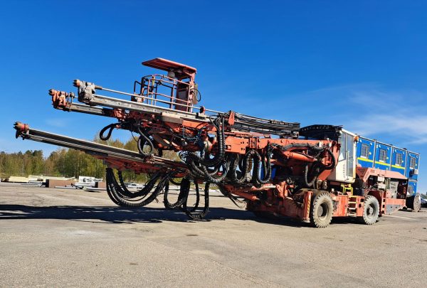 Sandvik DT1131i Underground Rock Drill