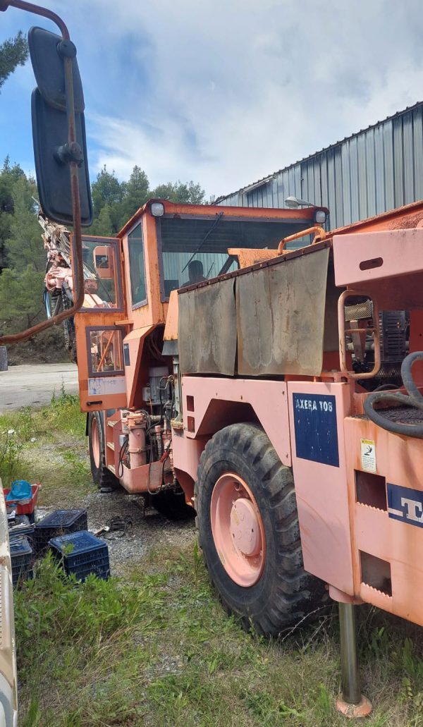 Tamrock Axera T-08 S-290C Underground Rock Drill