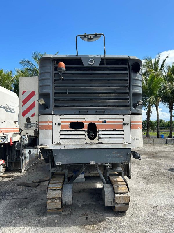 Wirtgen W 200 Cold Planer